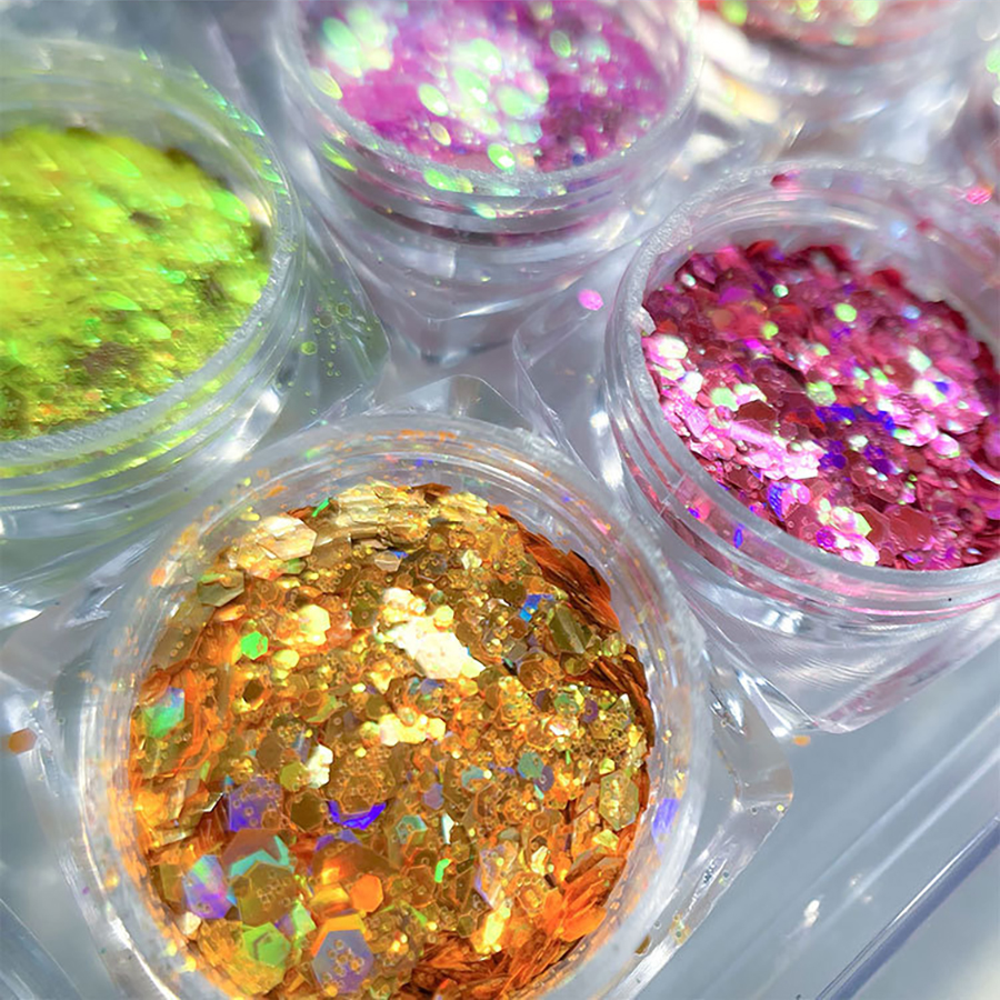 bright reflective glitter