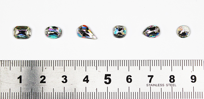 nail art rhinestones